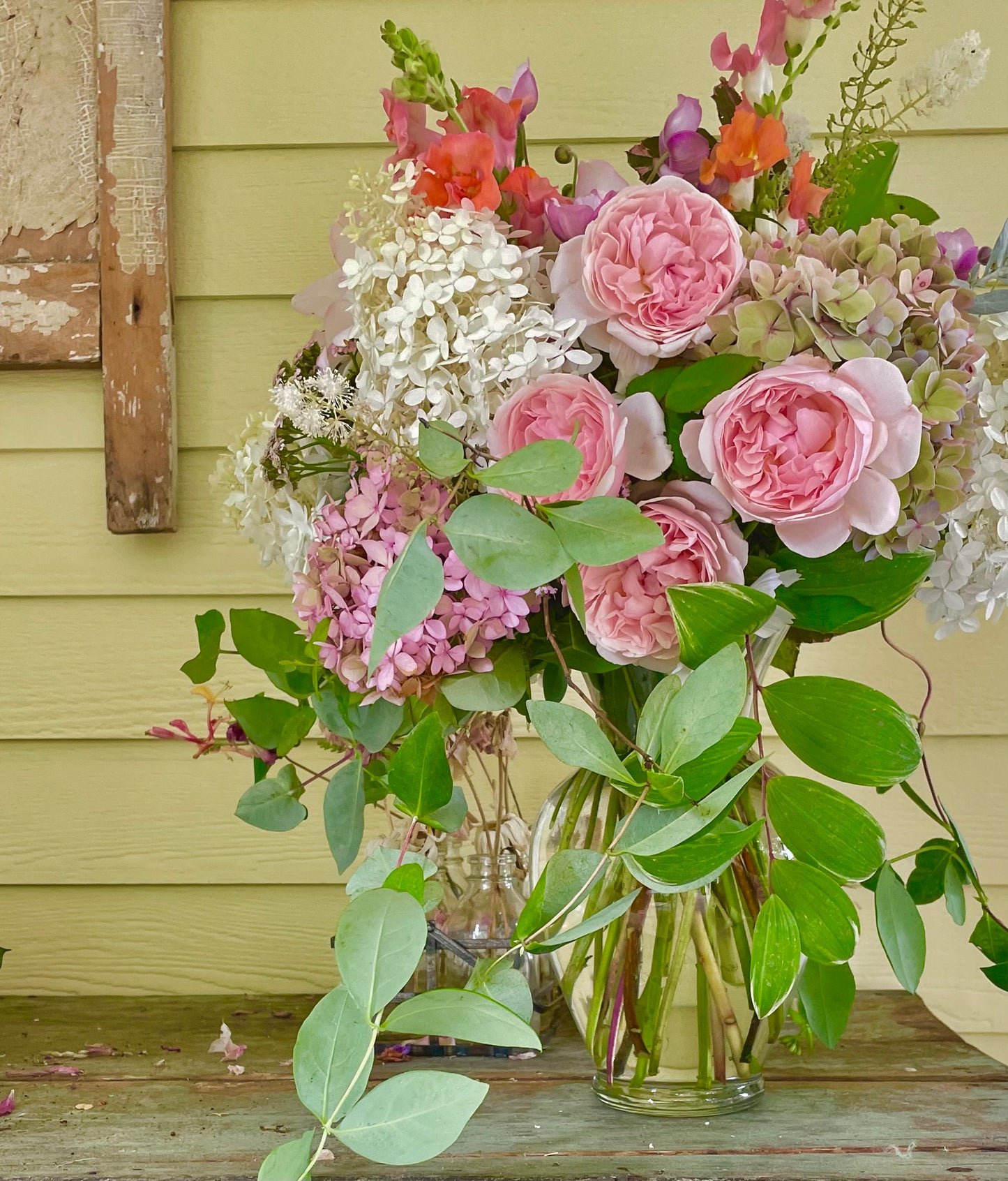 Seasonal flower bouquet